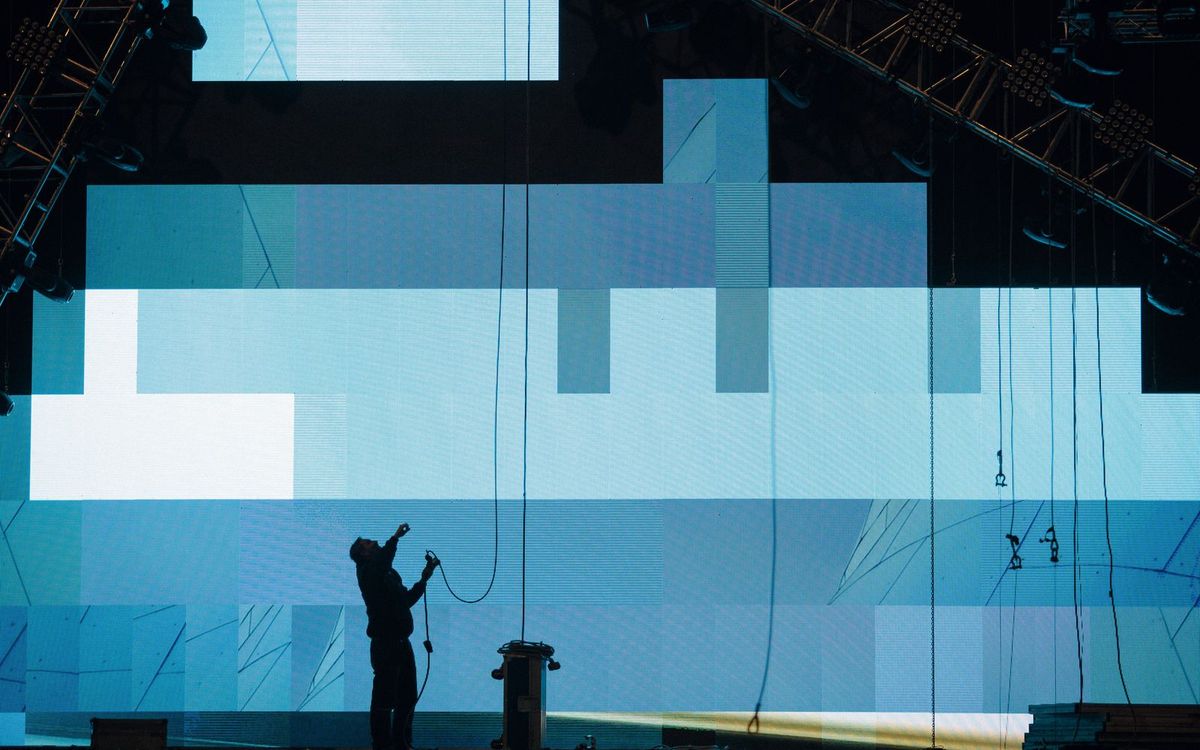 LED screen installation